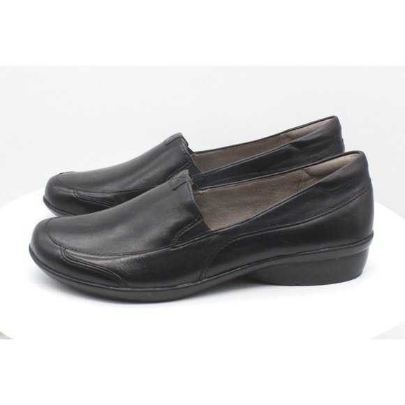 Women's Naturalizer 'Channing' Loafer - Picture 7 of 8
